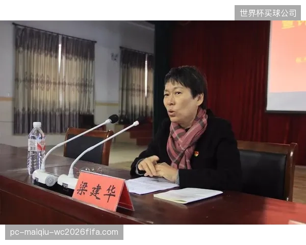 当政府和商业品牌成为主导，最初作为赛事核心的村民是否正在被边缘化，其长期影响是什么？