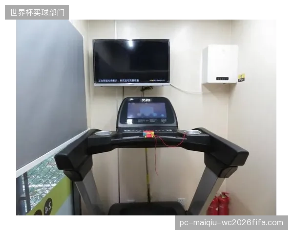 2026年第一季度追踪显示，核心地段的桥下健身仓用户月度复购率高达75%，便利性成为关键
